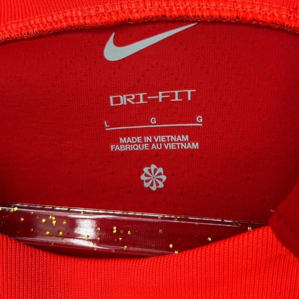 Nike Dri-FIT Strike Women Red Soccer Training Top Short Sleeve Jersey Large
